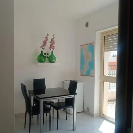 Casa Leonardo Pizzo (Calabria)