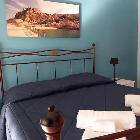 Casa Leonardo Pizzo (Calabria)